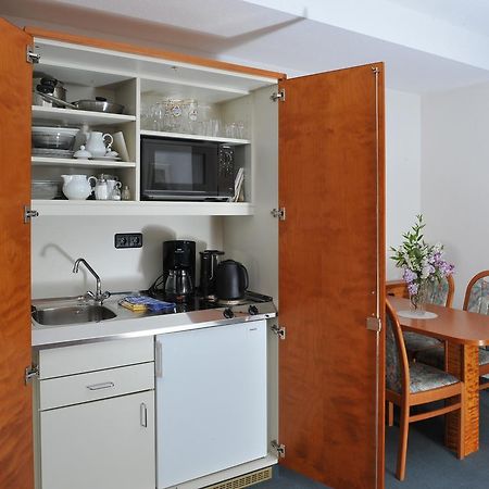 Hotel Gruener Baum Pommersfelden エクステリア 写真